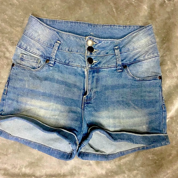 Blue notes super high rise shorts - Picture 1 of 4